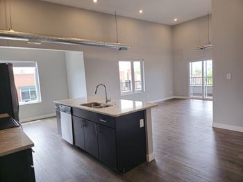 Open & inviting layout