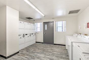 Laundry lounge