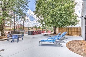 Patio courtyard & sundeck
