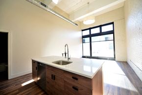 St. Louis apartment for rent - Kitchen & Living Space