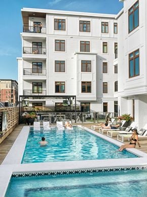 St. Louis apartment for rent - Pool & Sun Deck