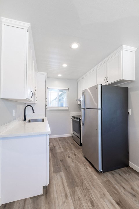Floor plan for 1 bed, 1 bath, 518 sqft