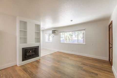 Floor plan for 2 beds, 1 bath, 750 sqft