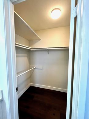 Santa Clara apartment for rent - A small, empty room with a single light fixture on the ceiling.