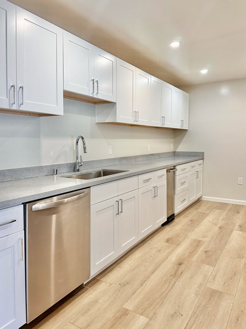 Floor plan for 3 beds, 2 baths, 1600 sqft