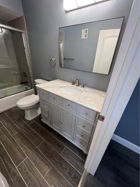 Redwood City apartment for rent - Bathroom