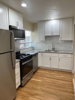 Redwood City apartment for rent - Kitchen