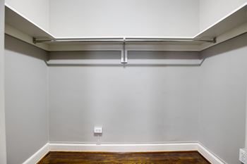 Walk-in closet