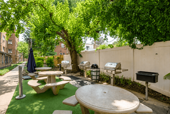 Courtyard with grilling areas