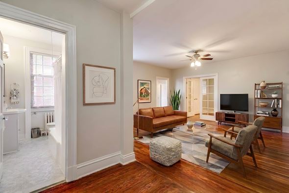 Washington apartment for rent - Two bedroom and den apartment living area at Cathedral Mansions, Washington, 20008