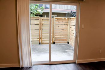 Patios/balconies