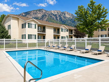Washington park pool & sun deck