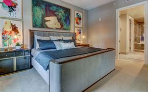 Dallas apartment for rent - Spacious Model Bedroom with Carpeted Flooring and Natural Light