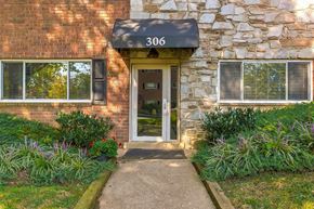 Towson townhouse for rent - Building Entrance at Stevenson Lane Apartments, Maryland, 21204