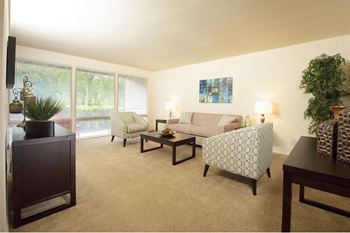 Spacious living room