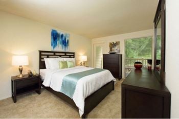 Private master bedroom