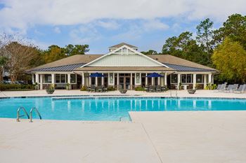 Pool and clubhouse 