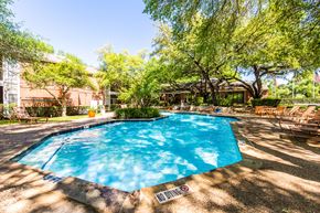 Austin apartment for rent - Pool at Arboretum Oaks, Austin, TX, 78759