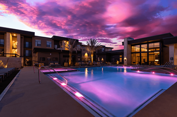 Resort-inspired pool & spa