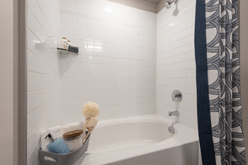 Garden-style soaking tubs*