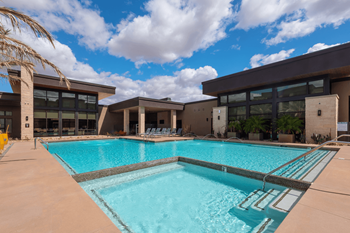 Resort-inspired pool & spa