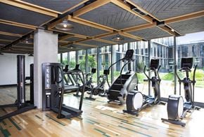 Chicago apartment for rent - Fitness Studio Equipment at Porte Apartments