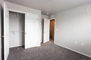Sioux Falls townhouse for rent - bedroom