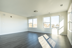 Trenton apartment for rent - livingroom
