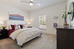 San Marcos apartment for rent - Cozy Bedroom at McCarty Commons, San Marcos, TX, 78666