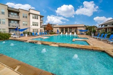 San Antonio apartment for rent - The Landings at Brooks City-Base
