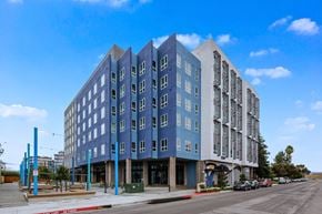 Santa Clara apartment for rent - Front Exterior View at Mainline North Apartments - Santa Clara, CA, Santa Clara, CA 95054