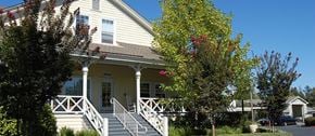 Napa apartment for rent - The Reserve at Napa building and tree