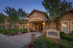 Petaluma apartment for rent - Vintage Chateau I office exterior