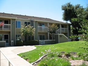 Citrus Heights apartment for rent - Vintage Oaks grounds