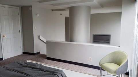 Floor plan for studio, 1 bath, 450 sqft