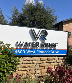 Irving apartment for rent - A sign for Water Ridge at 4600 West Pioneer Drive at Water Ridge Apartments , Texas, 75061