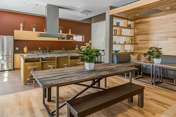 Display kitchen