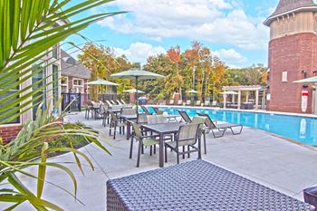 Large sun deck with grill