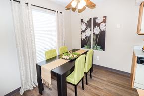 Reynoldsburg townhouse for rent - Dining Room