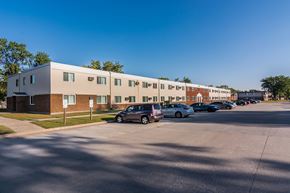 Grand Forks triplex for rent - Amberwood Court Apartments | Grand Forks, ND