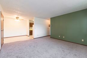 Bismarck apartment for rent - Arbor 404 Apartments | 1 Bdrm - Dining Area-Living Room