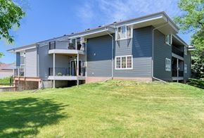 Grand Forks apartment for rent - Carriage House Apartments | Grand Forks, ND