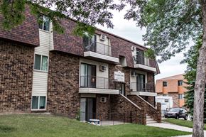 Bismarck apartment for rent - Brandon Apartments exterior| Bismarck, ND