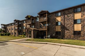 Grand Forks apartment for rent - Chandler 1802 Apartments