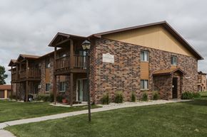 Grand Forks apartment for rent - Chandler 1866 Apartments | Grand Forks, ND