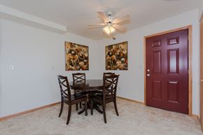 Grand Forks townhouse for rent - Desoto Townhomes | Dining Room