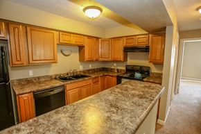 Omaha apartment for rent - Evergreen Terrace Apartments | Kitchen