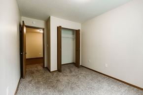 Grand Forks apartment for rent - Grand Forks, ND Grandview II Apartments. A bedroom with a closet.