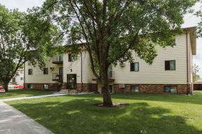 Grand Forks apartment for rent - our apartments offer a spacious yard for residents to enjoy  at Harrison and Richfield, Grand Forks, 58201