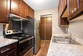 Maplewood apartment for rent - Maplewood Apartments | Kitchen